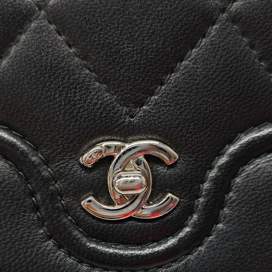 Chanel CC Matelassé Cuir d’agneau Wallet on Chain