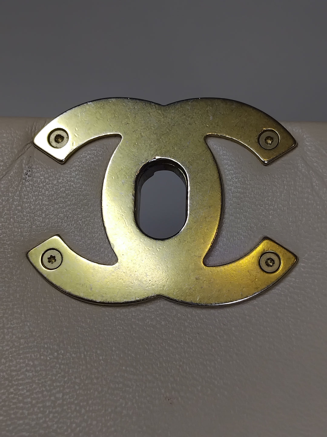 Chanel Medium Cuir d’agneau 19 à rabat