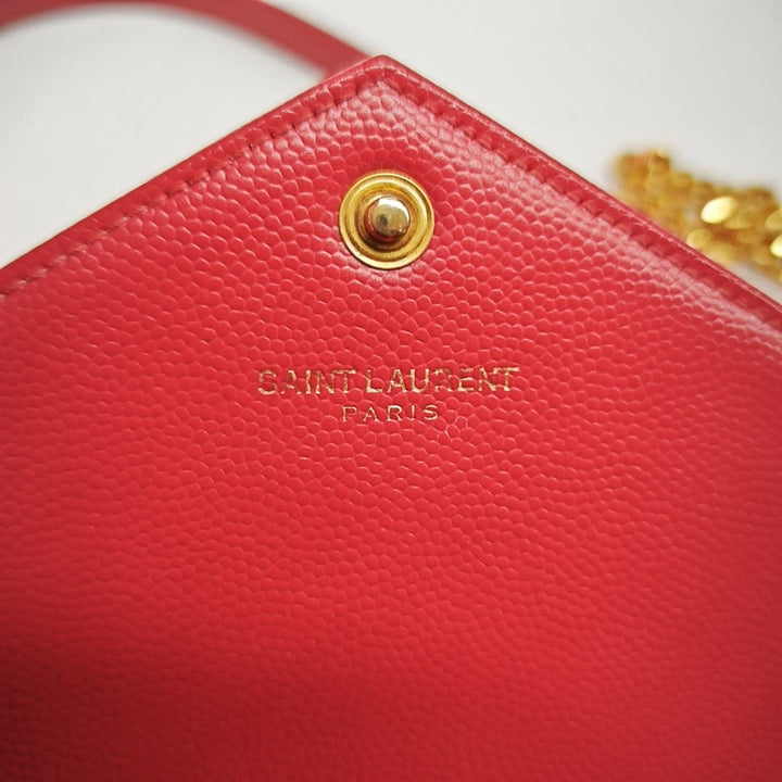 Saint Laurent Grain De Poudre Cassandre Envelope Chain Portefeuille