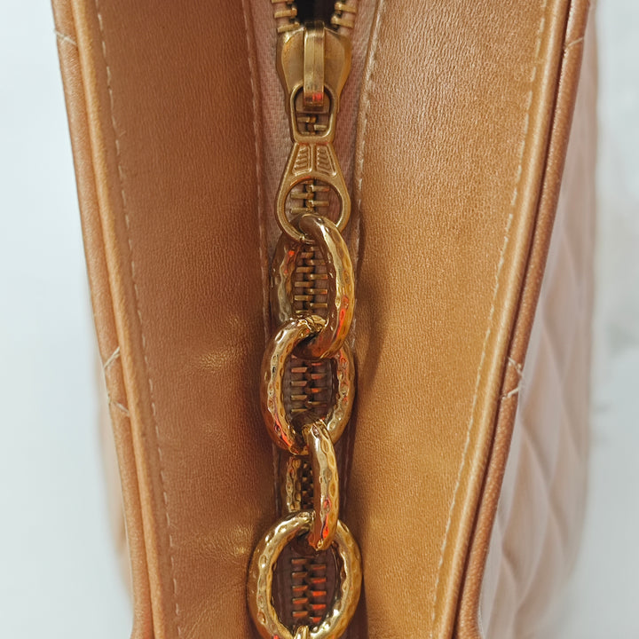 Chanel Cuir d’agneau Medallion Cabas