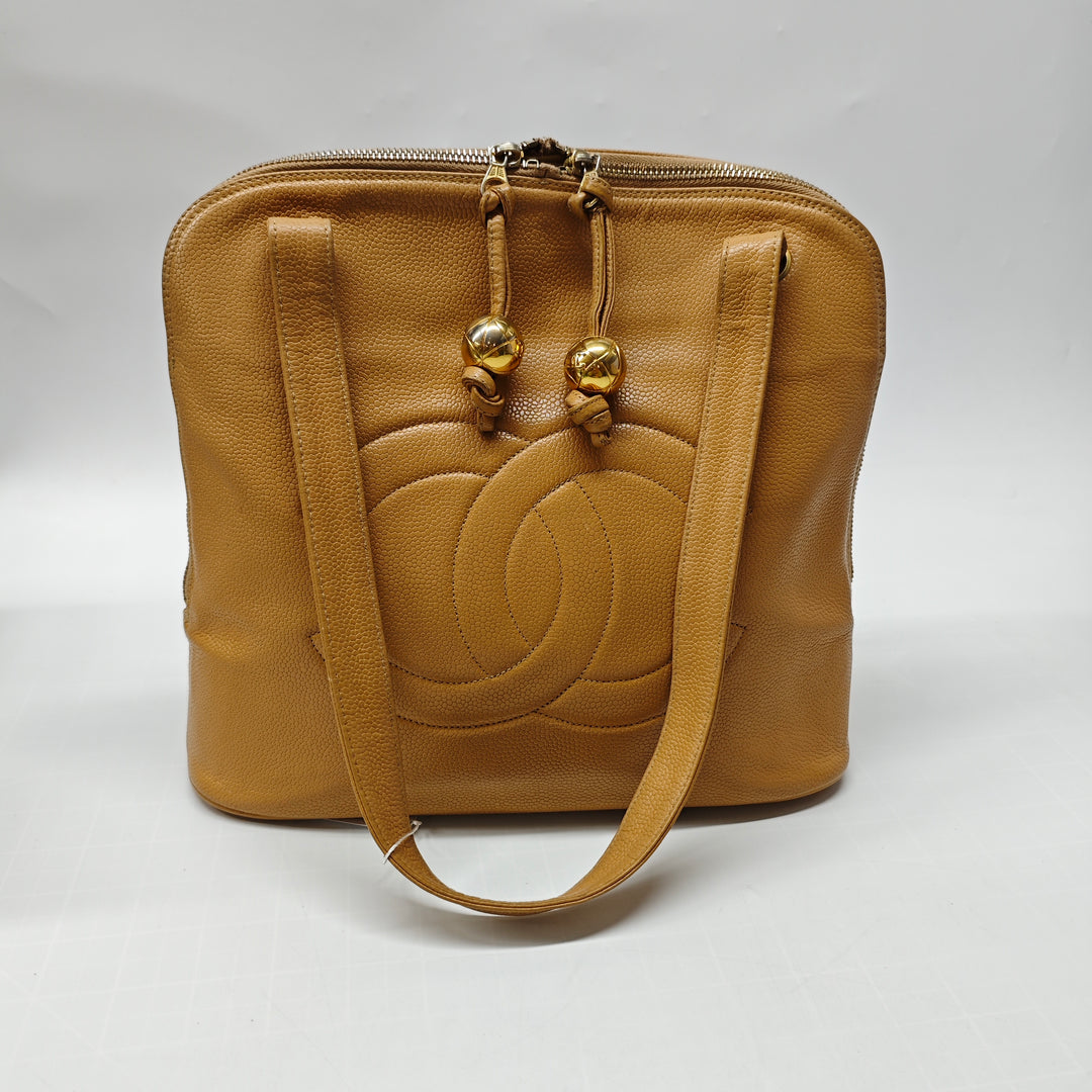 Chanel CC Caviar Two Way Zip Sac bandoulière