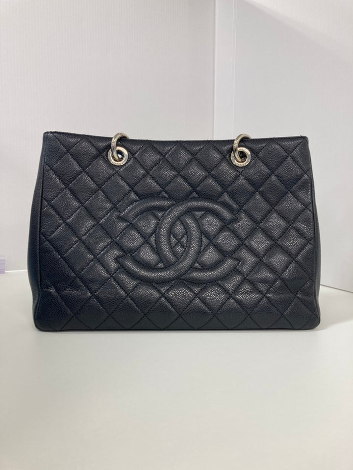 Chanel Caviar Grand Shopping Cabas