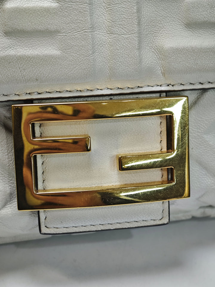 Fendi Zucca embossé Cuir Baguette Sac
