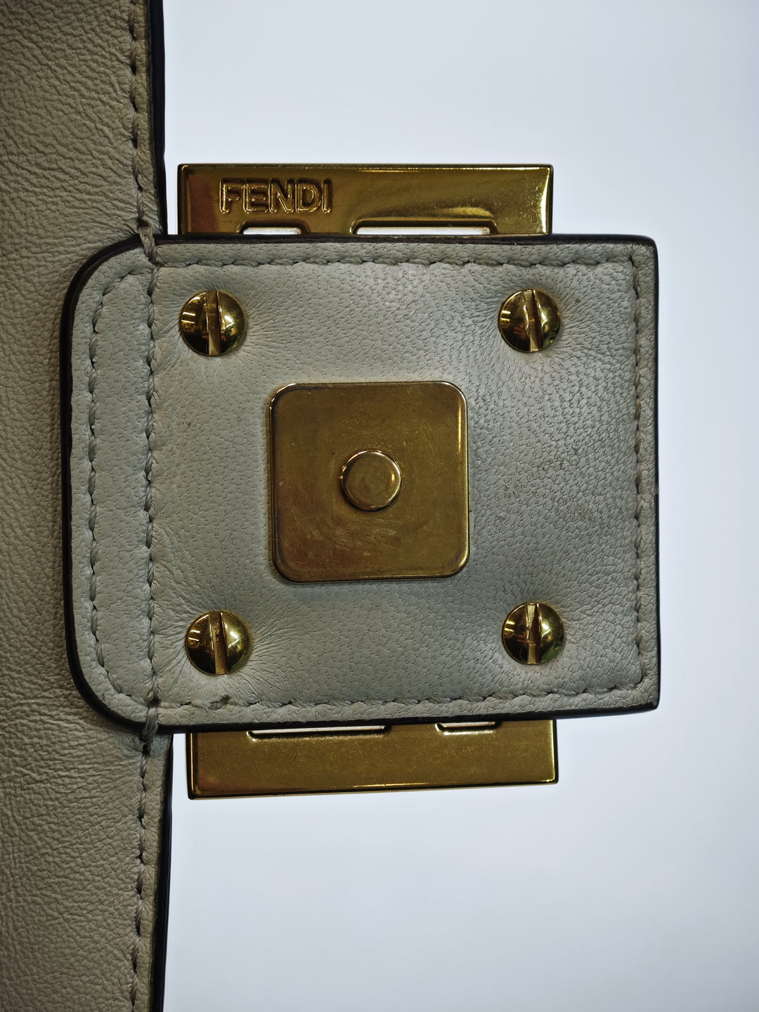 Fendi Zucca embossé Cuir Baguette Sac