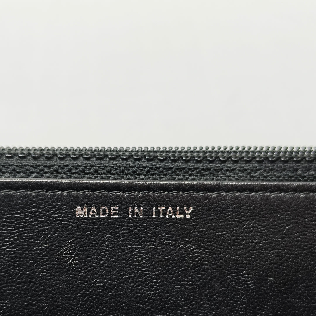Chanel CC Matelassé froissé Cuir verni Wallet on Chain