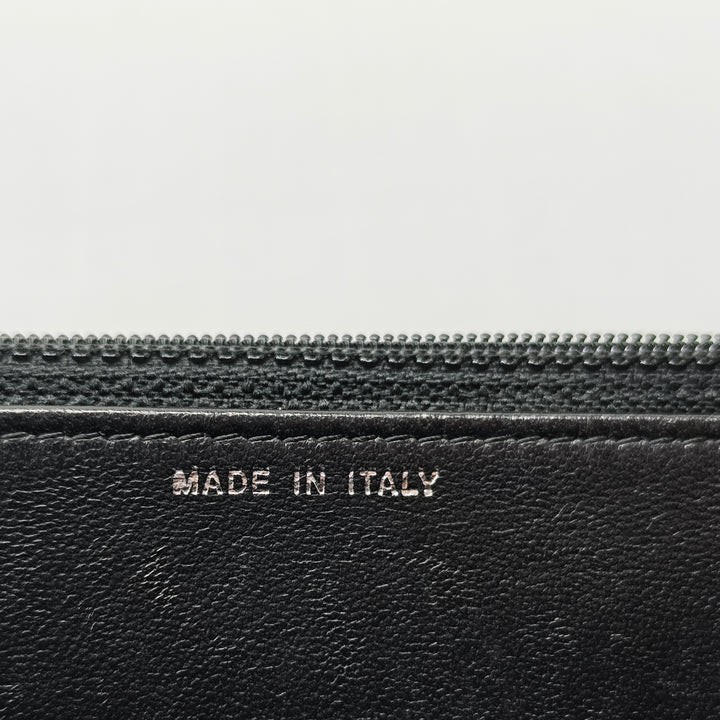 Chanel CC Matelassé froissé Cuir verni Wallet on Chain