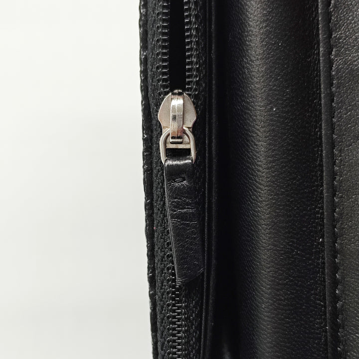 Chanel CC Matelassé froissé Cuir verni Wallet on Chain