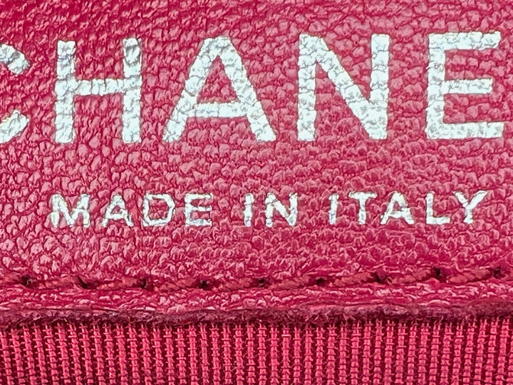 Chanel Medium Iridescent Cuir de veau Gabrielle Sac porté croisé