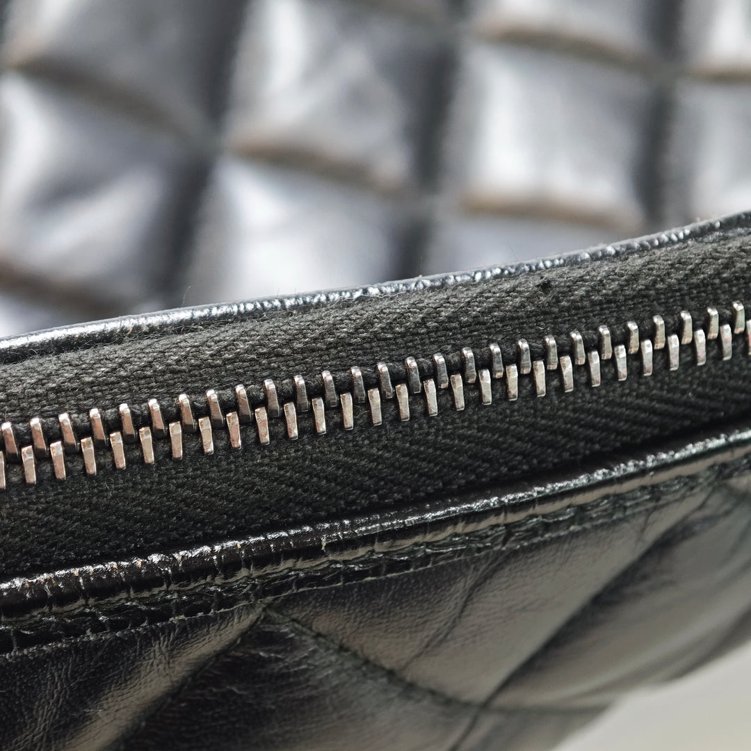 Chanel Large vieilli Cuir de veau Gabrielle O Étui Pochette