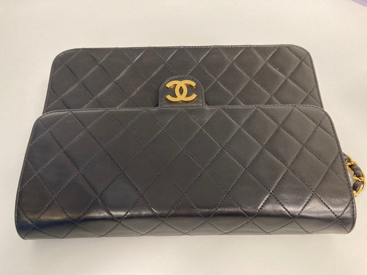 Chanel Medium CC Matelassé Cuir d’agneau Simple rabat