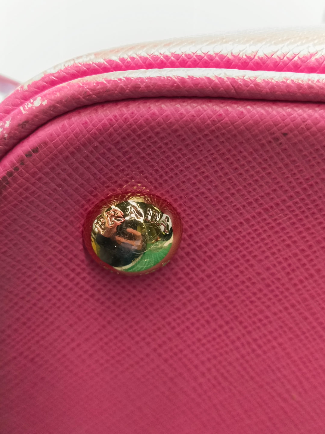 Prada Medium Saffiano Lux Open Promenade Sac
