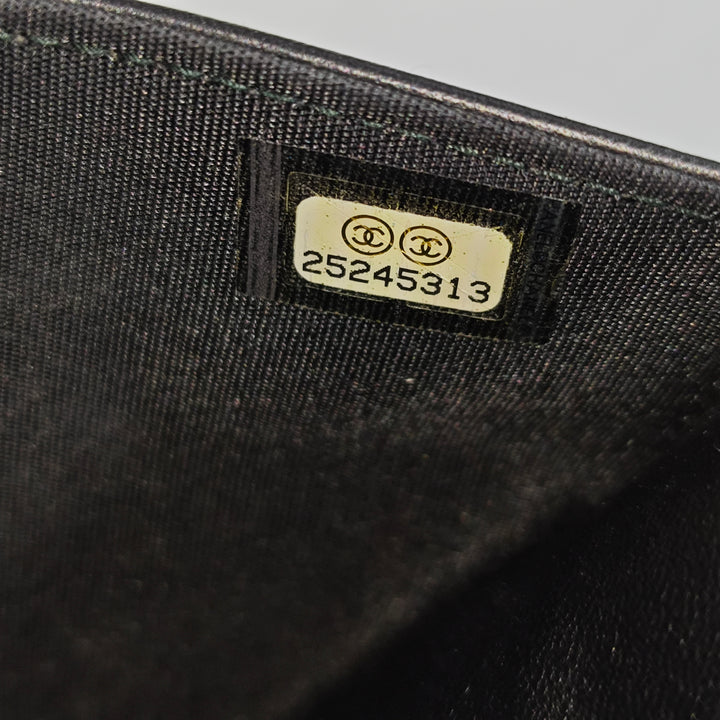 Chanel Pleated Crumpled Chevron Cuir de veau Le Boy Wallet on Chain