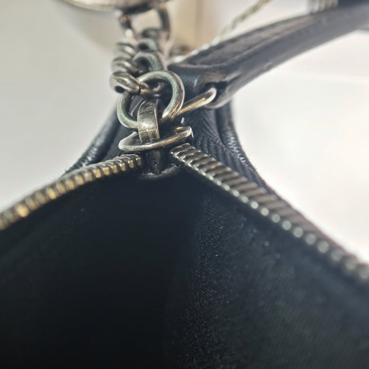 Chanel Medium Toile La Pausa Zip O Étui Pochette