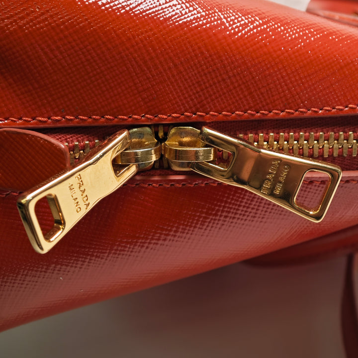 Prada Small Saffiano Vernice Promenade Sac