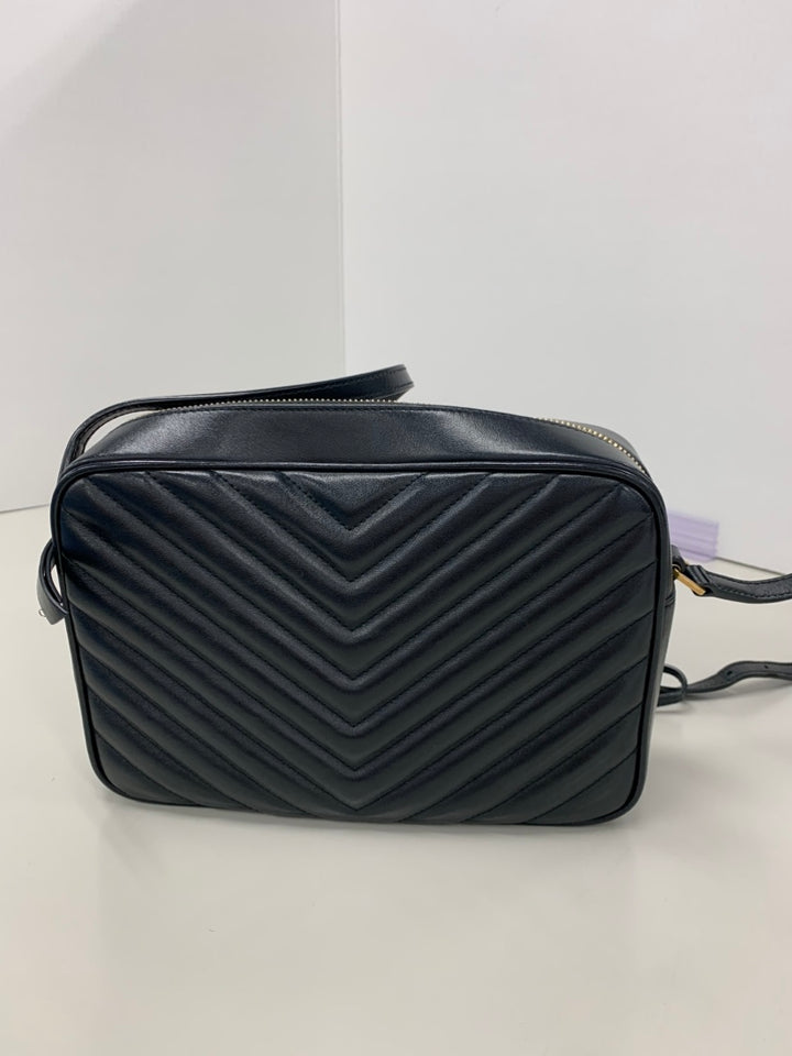 Saint Laurent Matelasse Cuir Monogram Lou Sac caméra