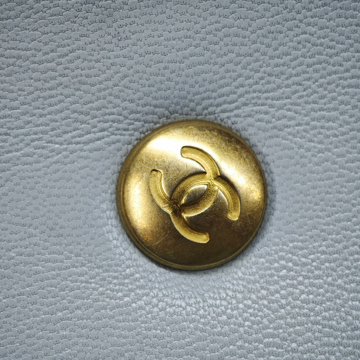 Chanel Mini Square Cuir de veau grainé Chain à rabat