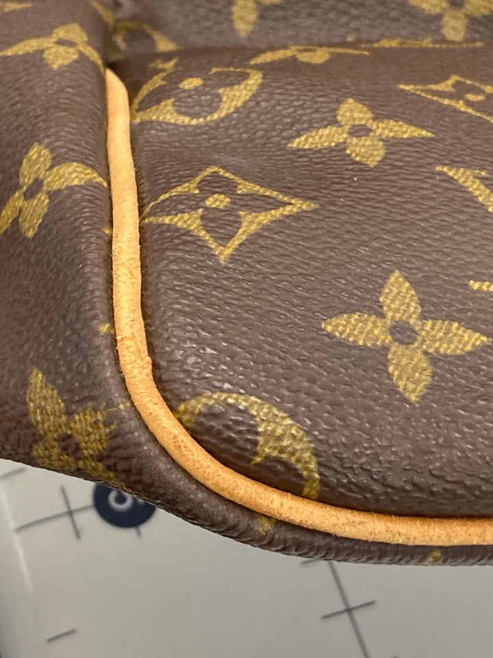 Louis Vuitton Monogram Keepall 60
