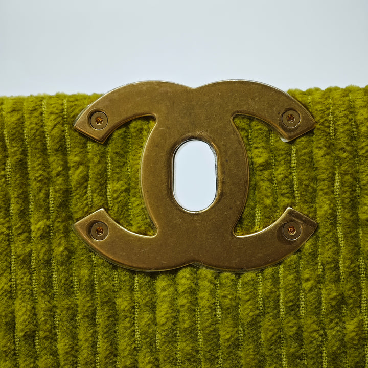 Chanel Large Corduroy 19 à rabat