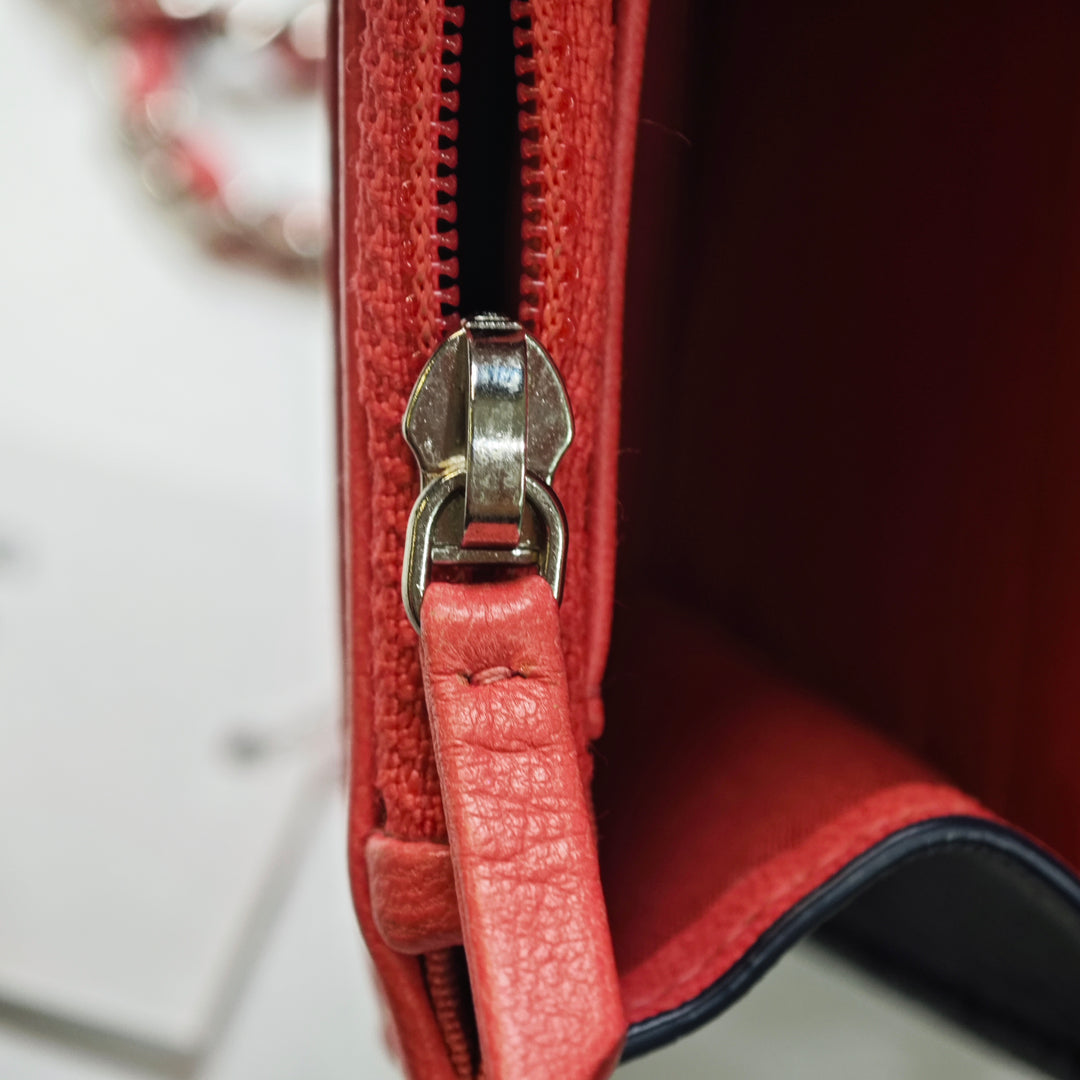 Chanel Matelassé Cuir d’agneau Color Pop CC Wallet on Chain