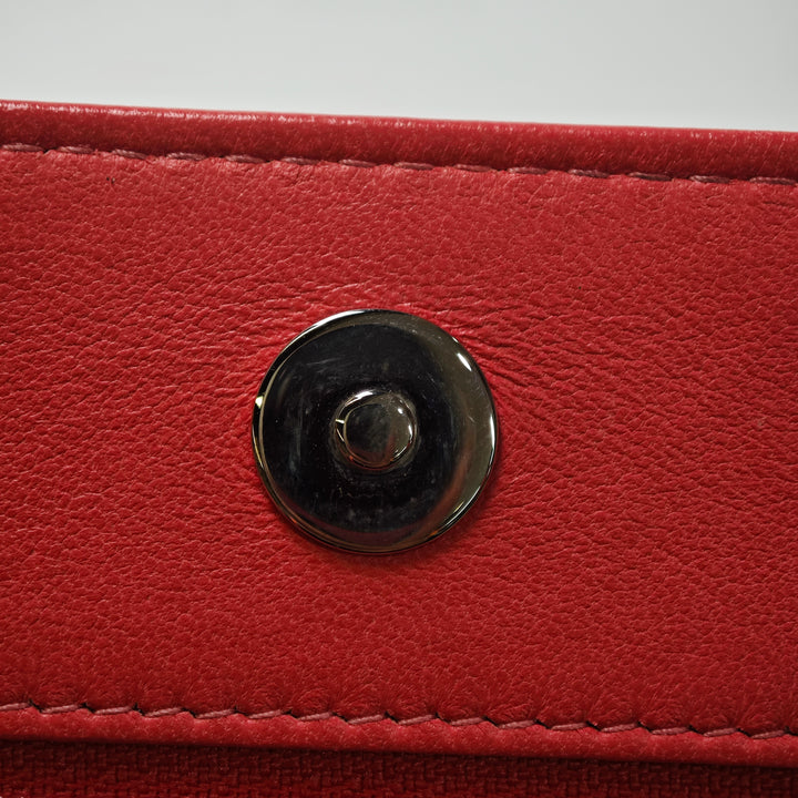 Chanel Matelassé Cuir d’agneau Color Pop CC Wallet on Chain