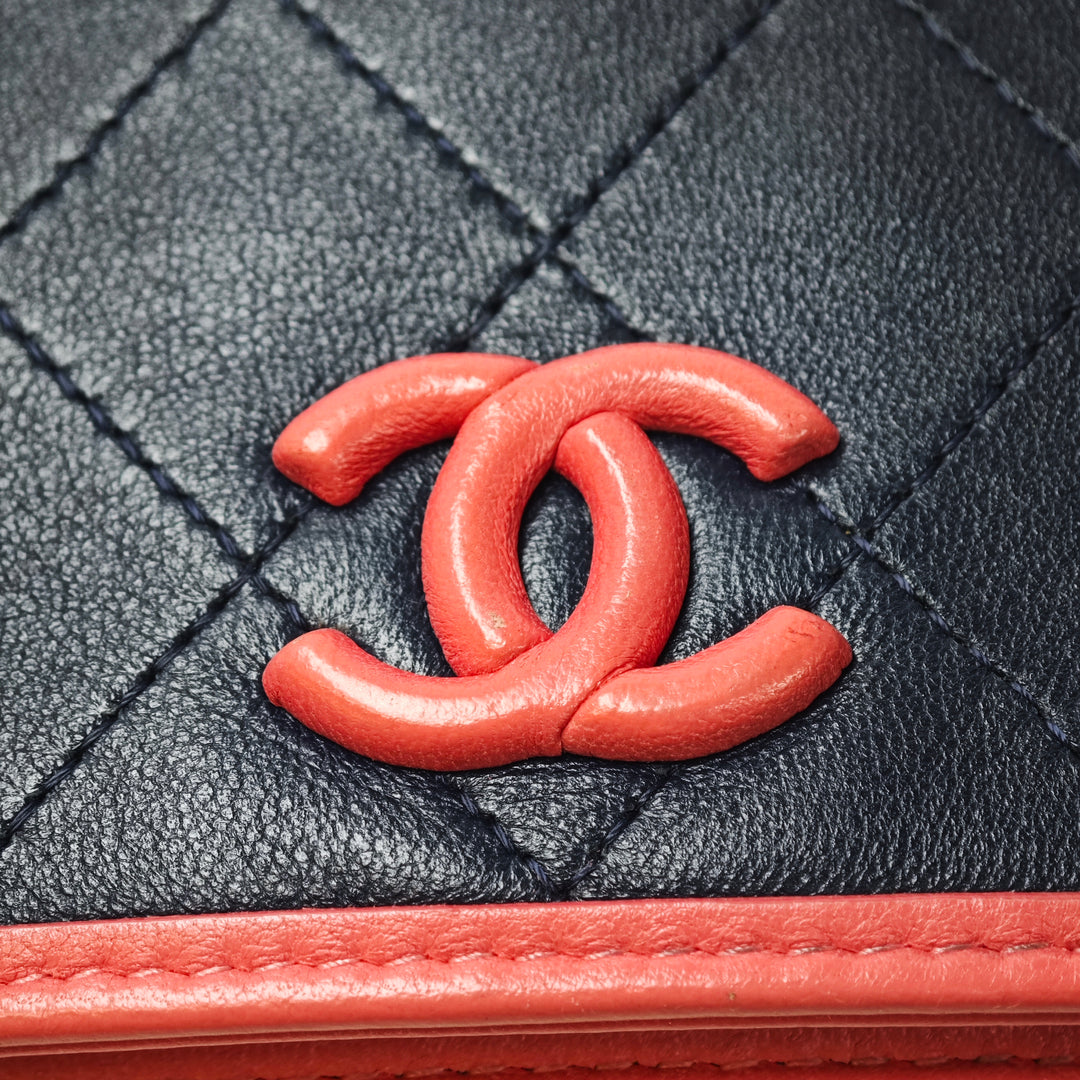 Chanel Matelassé Cuir d’agneau Color Pop CC Wallet on Chain