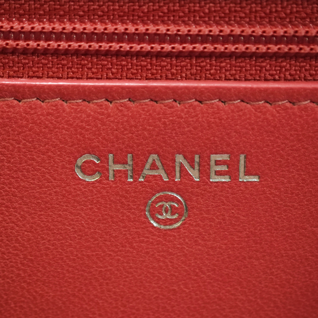 Chanel Matelassé Cuir d’agneau Color Pop CC Wallet on Chain