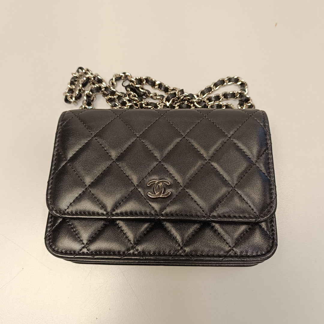 Chanel Mini CC Cuir d’agneau Wallet on Chain