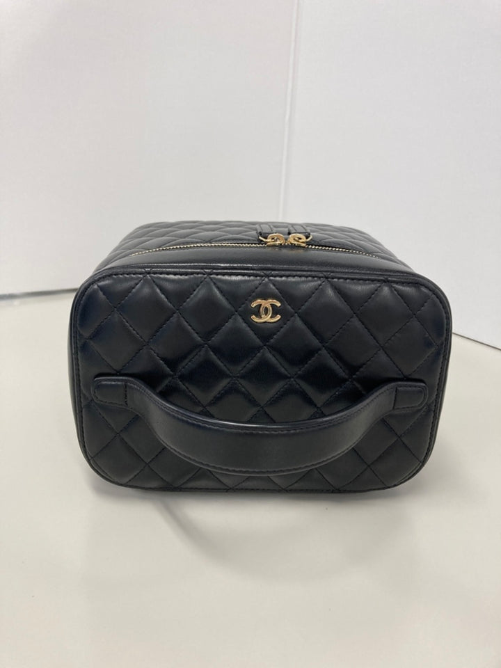 Chanel CC Matelassé Cuir d’agneau Vanity