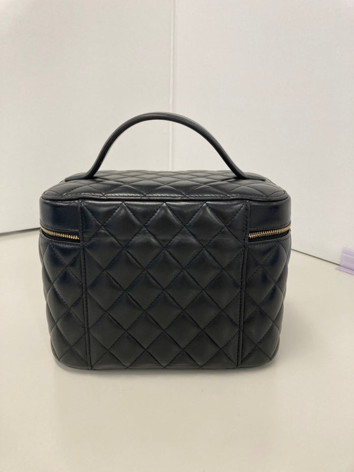 Chanel CC Matelassé Cuir d’agneau Vanity