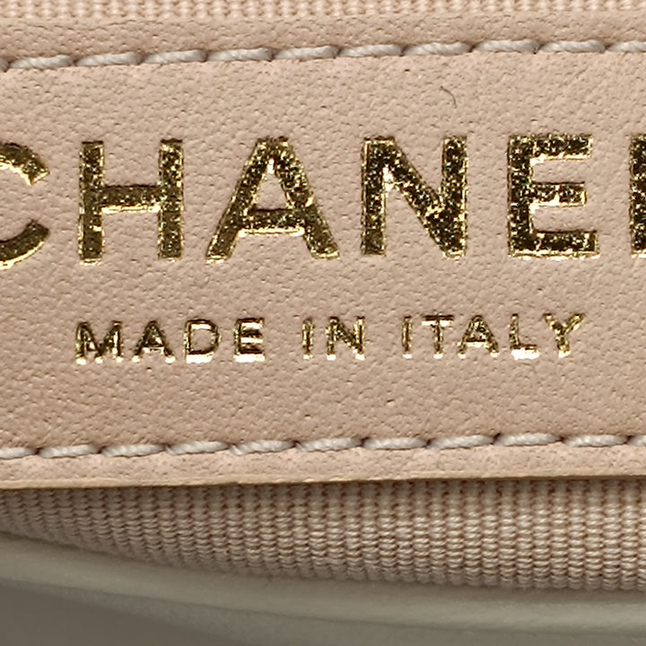 Chanel Small Matelassé Cuir d’agneau On And On Chain à rabat