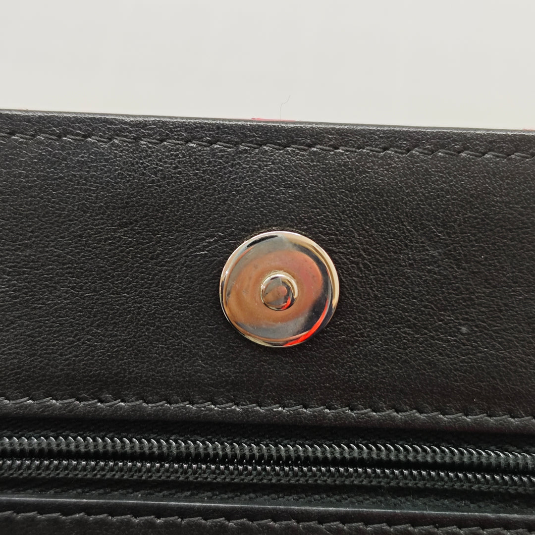 Chanel CC Bicolor Matelassé Cuir verni Wallet on Chain
