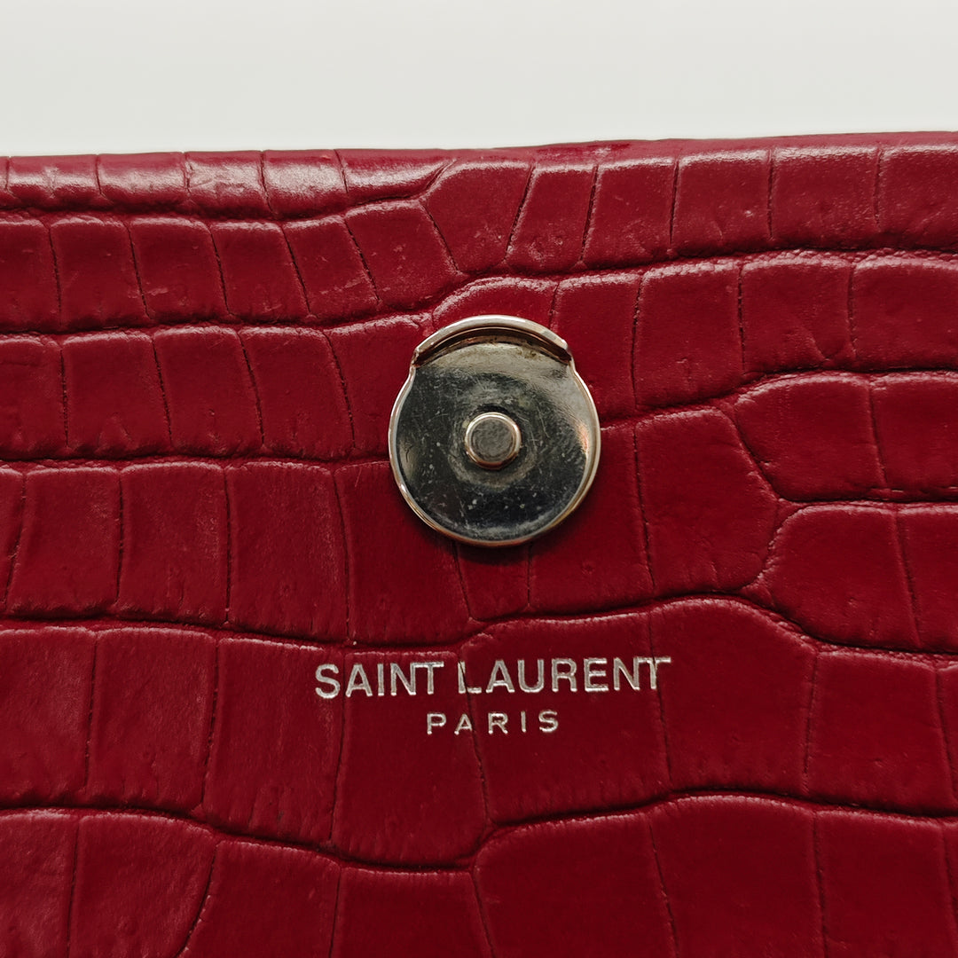 Saint Laurent Medium Croc embossé Cuir Monogram Kate Pompon Sac porté croisé