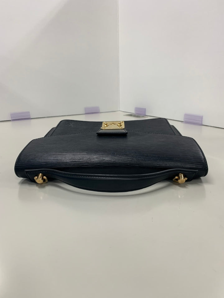 Louis Vuitton Epi Monceau 28
