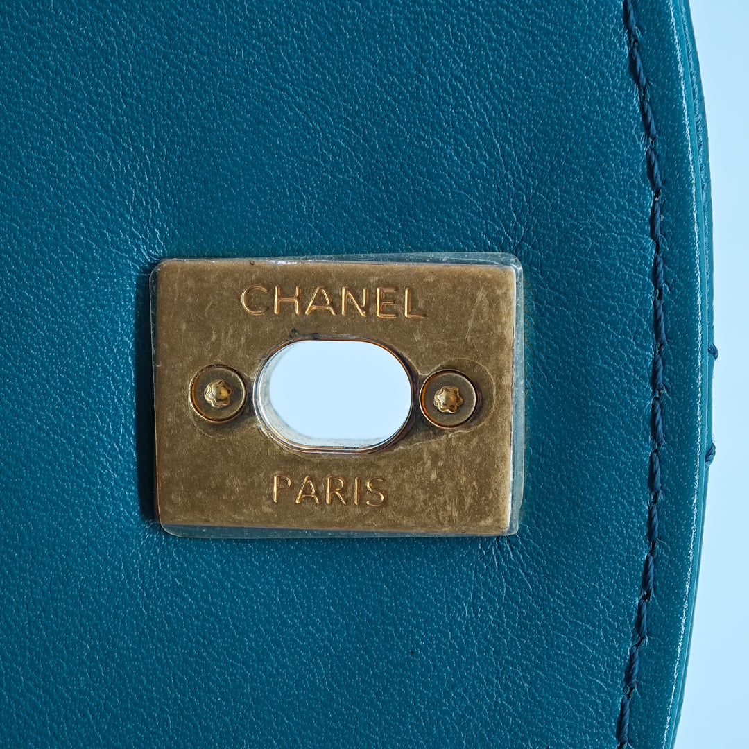 Chanel Mini Matelassé Cuir de veau et Caviar Chain Handle à rabat