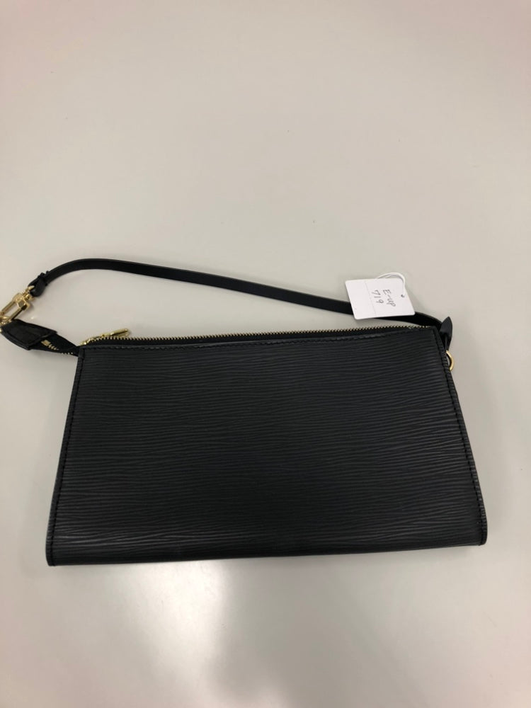 Louis Vuitton Epi Pochette Accessoires