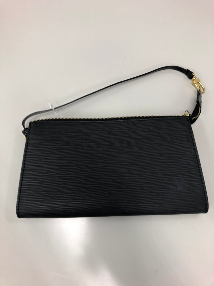 Louis Vuitton Epi Pochette Accessoires
