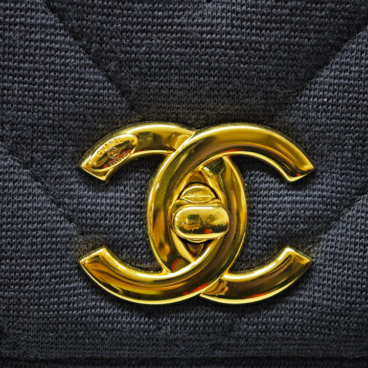 Chanel Small Chevron Jersey Trendy CC anse supérieure à rabat