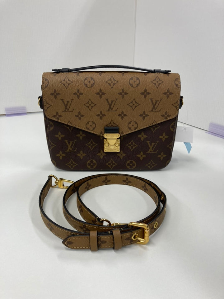 Louis Vuitton Monogram Reverse Pochette Metis