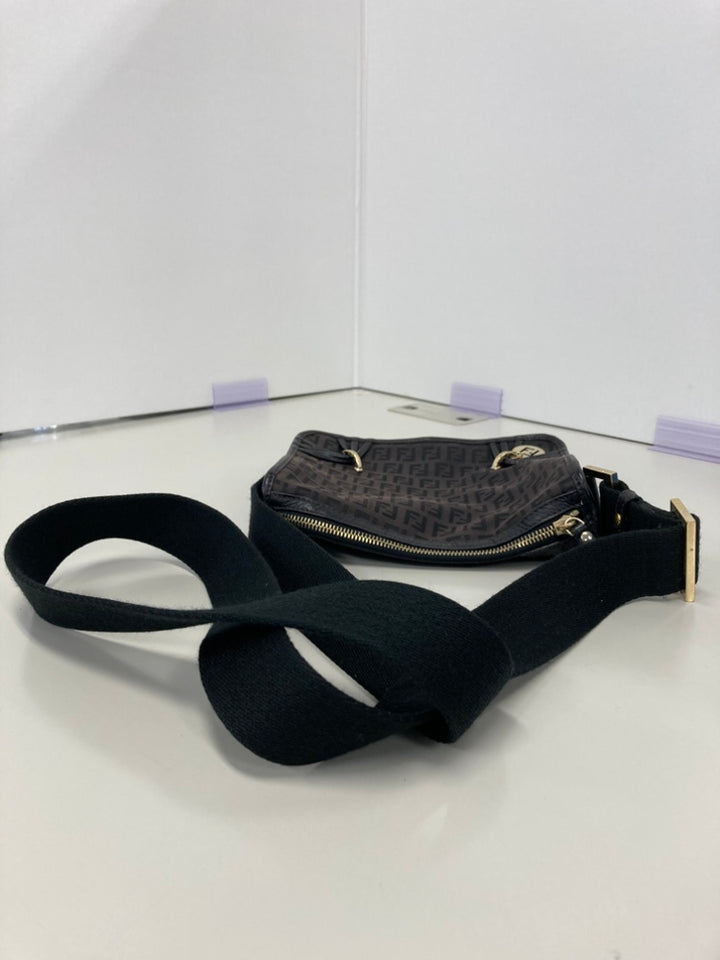 Fendi Small Zucchino Toile F Charm Sac porté croisé