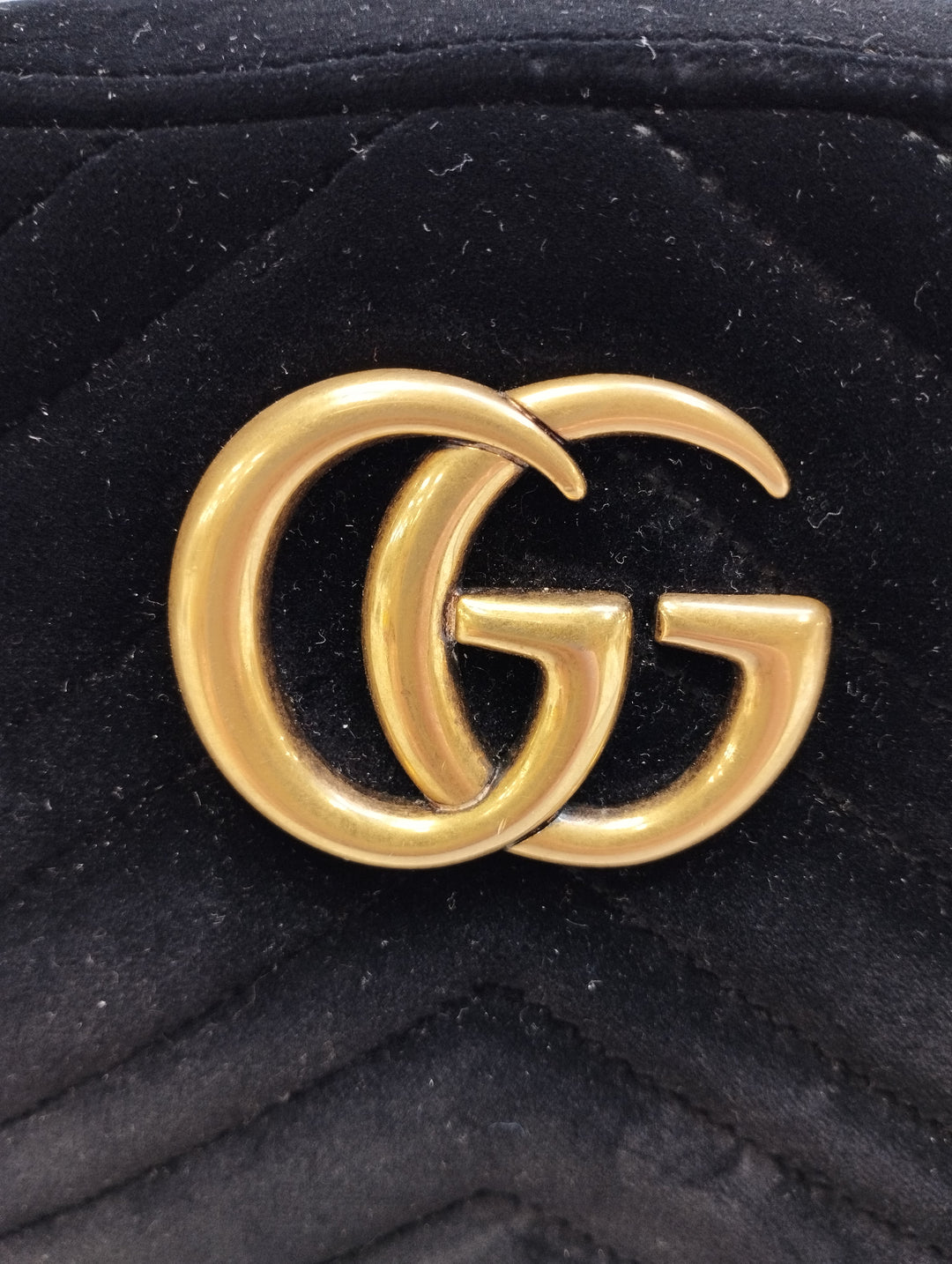 Gucci Small GG Marmont Matelasse Velours Sac porté croisé