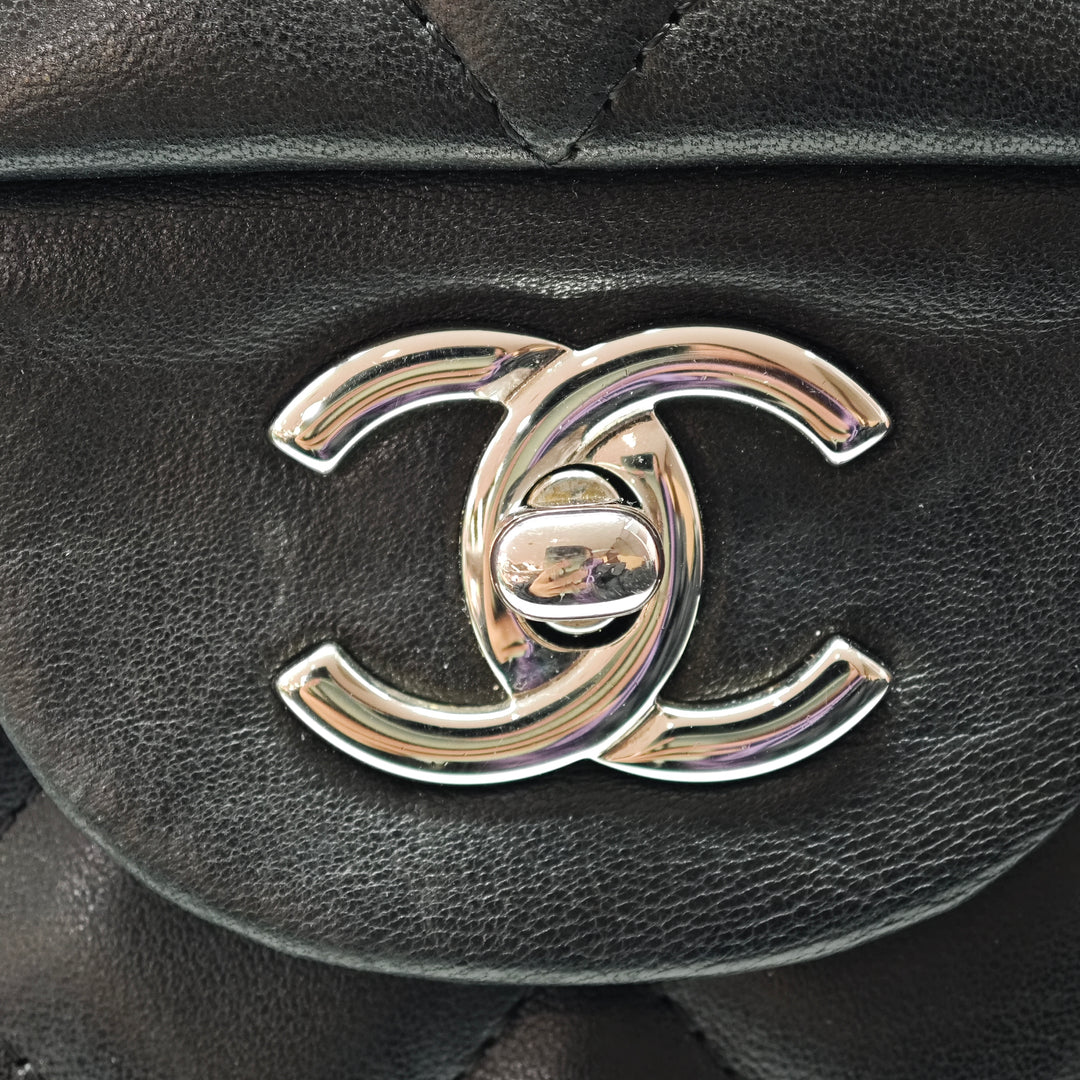Chanel Jumbo Classic Cuir d’agneau Double rabat