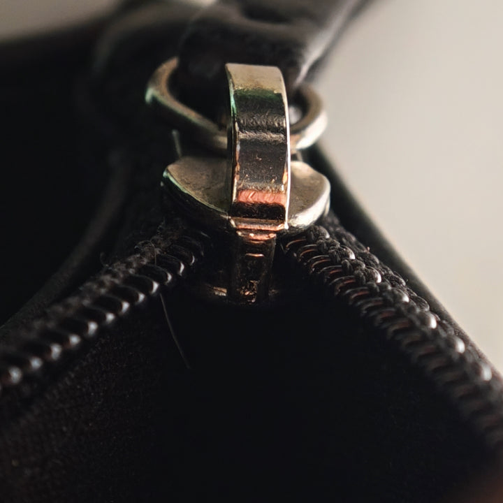 Chanel CC embossé Cuir d’agneau Diamond Wallet on Chain