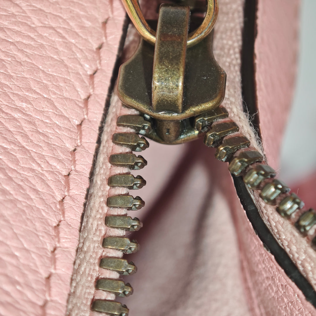 Gucci Small Cuir de veau Aphrodite Sac