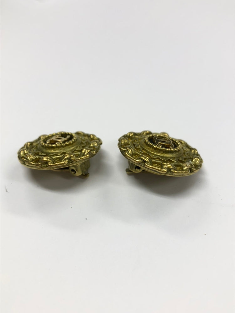Chanel CC plaqué Resin Chain Rond Clip On Boucles d’oreilles