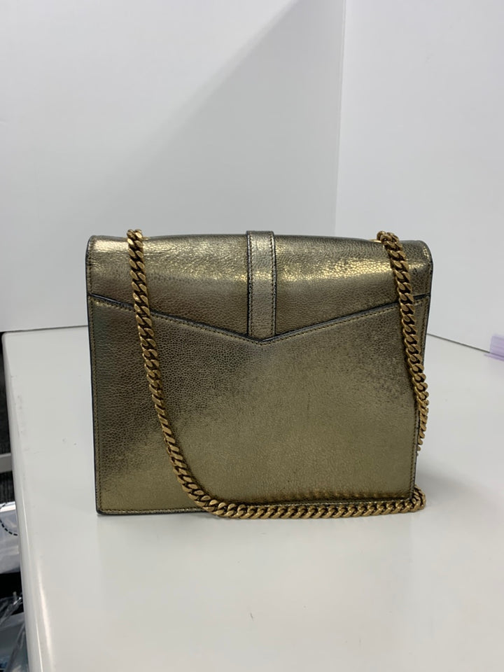 Saint Laurent Medium Metallic Cuir Monogram Sulpice Sac porté croisé