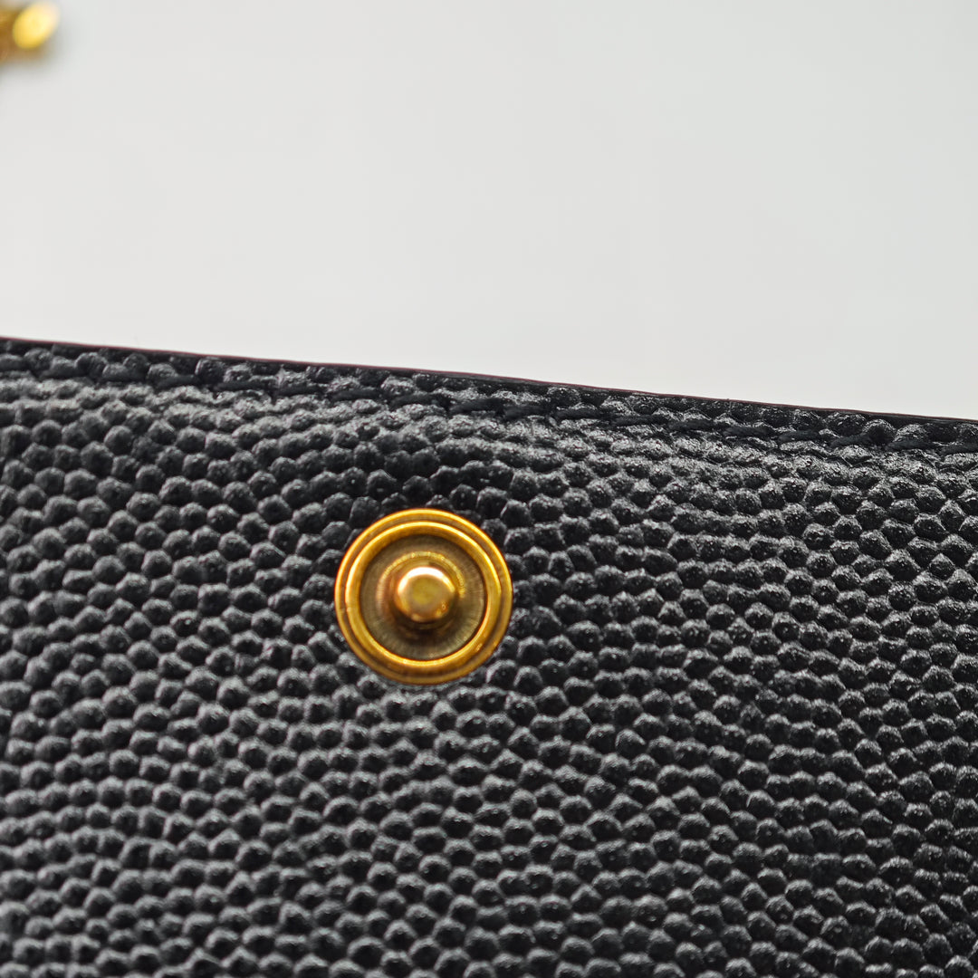 Saint Laurent Grain de Poudre Monogram Kate Pompon Airpods Sac