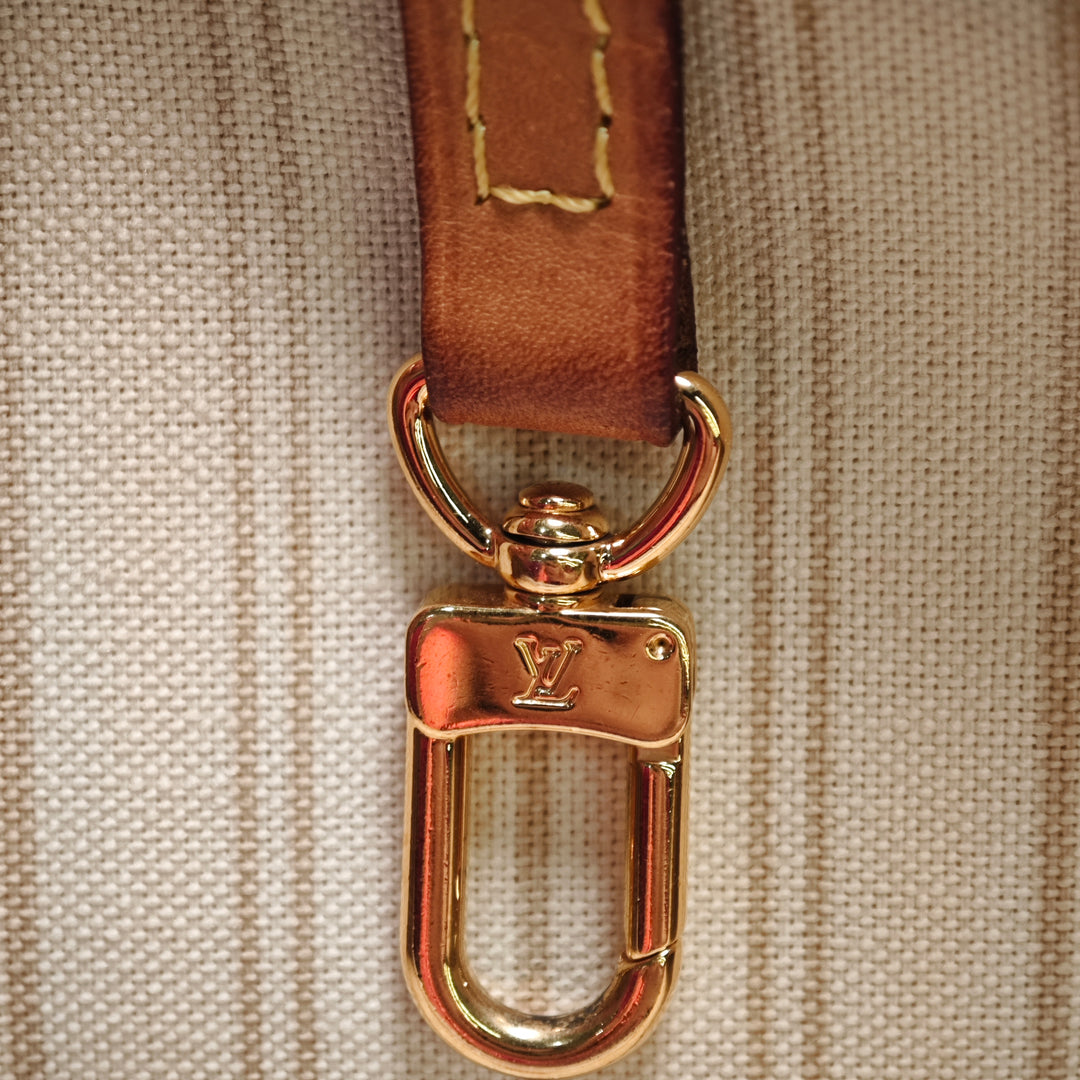 Louis Vuitton Damier Azur Neverfull MM