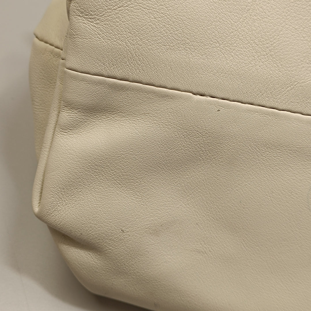 Bottega Veneta Cuir d’agneau Chain Pochette
