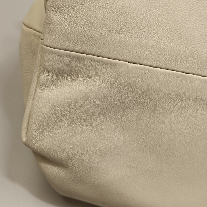 Bottega Veneta Cuir d’agneau Chain Pochette