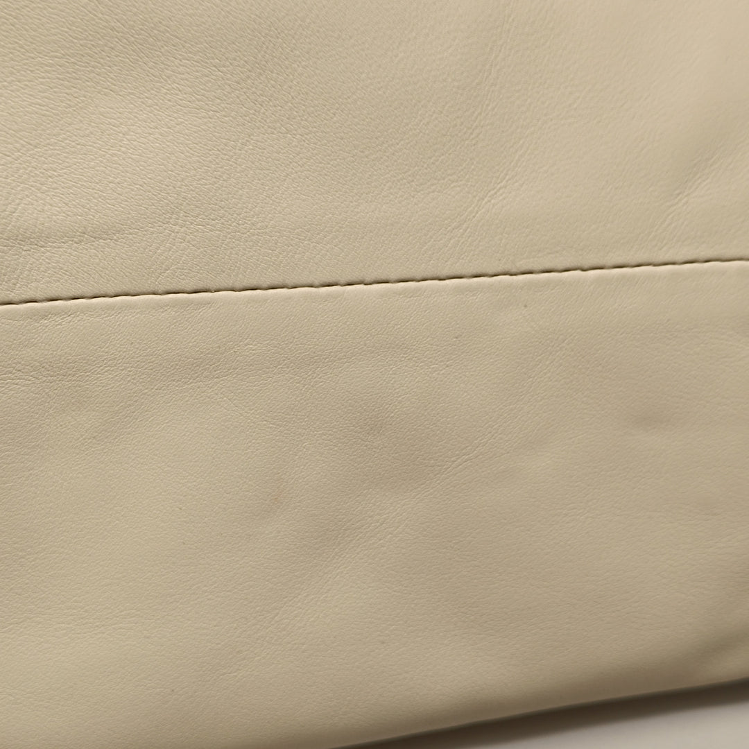 Bottega Veneta Cuir d’agneau Chain Pochette